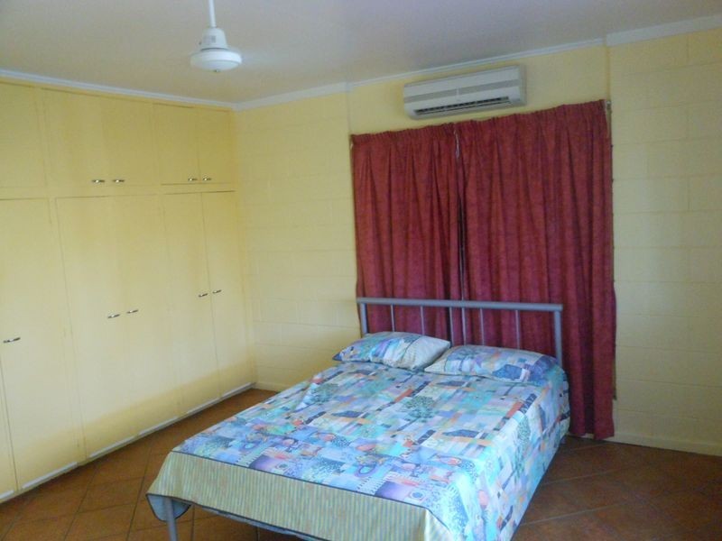 18 Mistletoe Street, Clermont QLD 4721