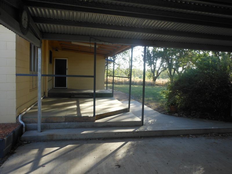 18 Mistletoe Street, Clermont QLD 4721