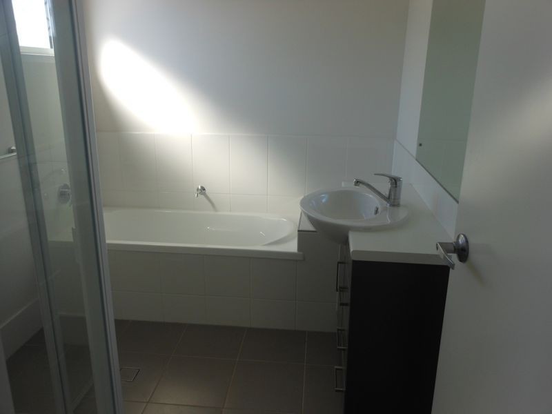 Unit 8/47 McDonald Flat Road, Clermont QLD 4721
