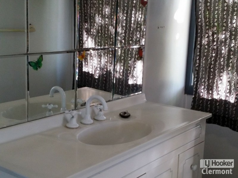 38 French Street, Clermont QLD 4721