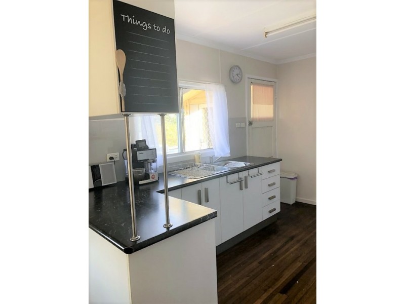 72 Sirius Street, Clermont QLD 4721