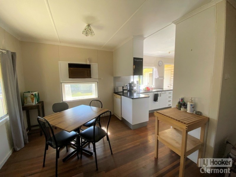 72 Sirius Street, Clermont QLD 4721