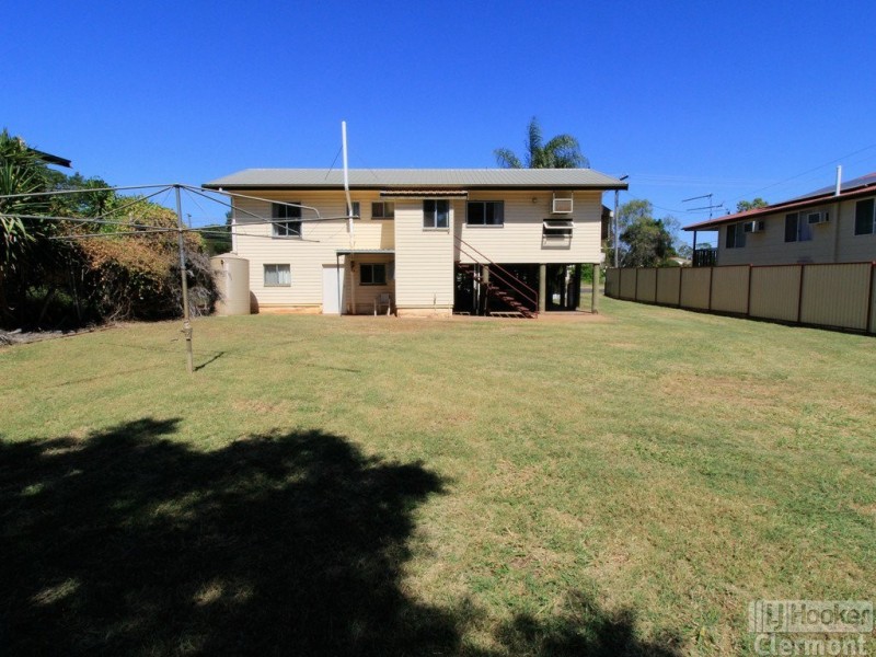 72 Sirius Street, Clermont QLD 4721