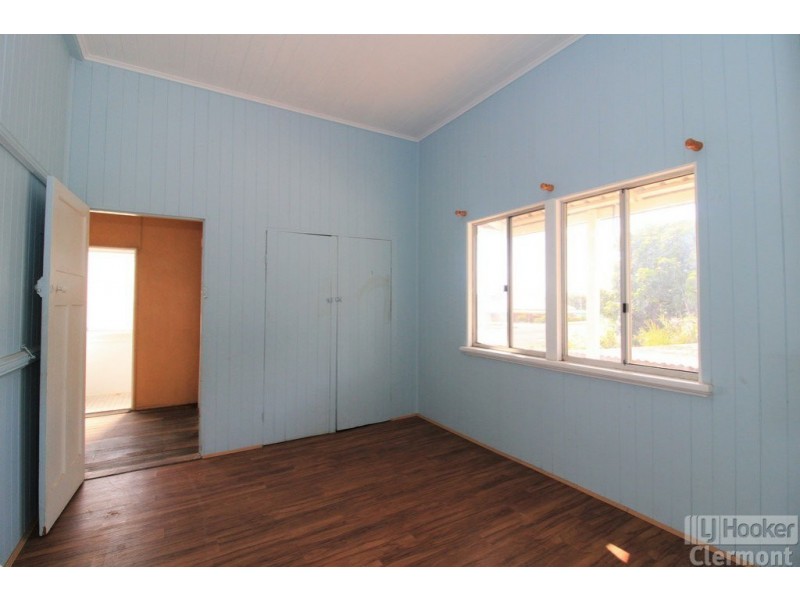 56 Herschel Street, Clermont QLD 4721