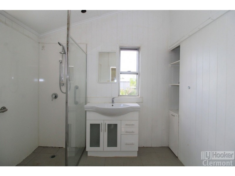 56 Herschel Street, Clermont QLD 4721