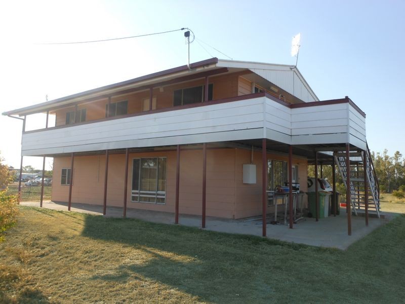 38 Melrose Drive, Clermont QLD 4721