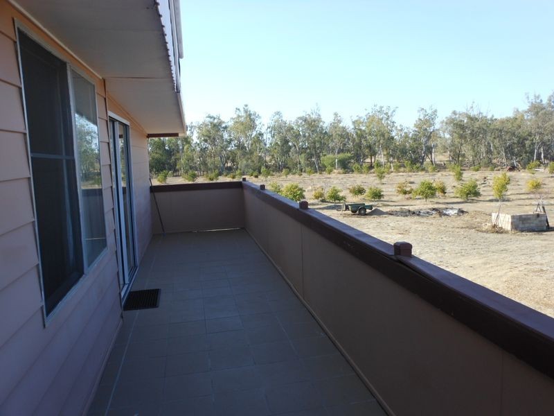 38 Melrose Drive, Clermont QLD 4721