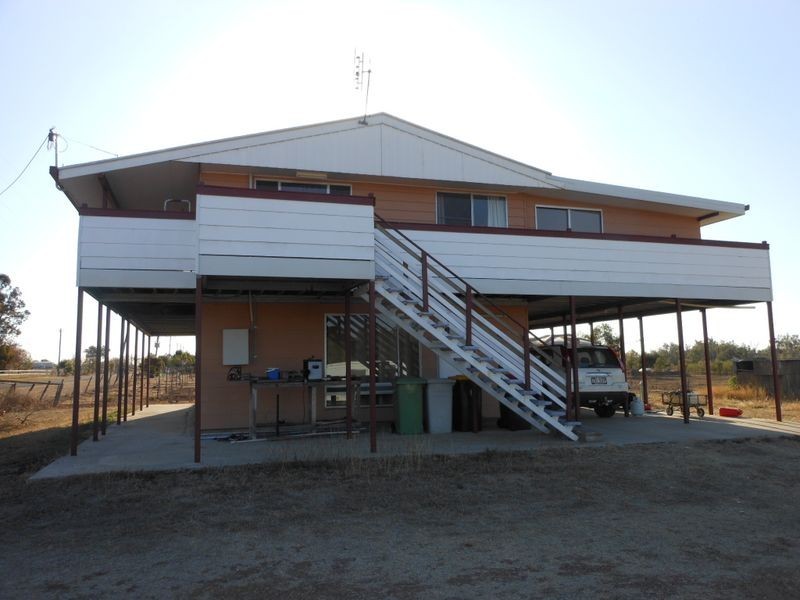 38 Melrose Drive, Clermont QLD 4721