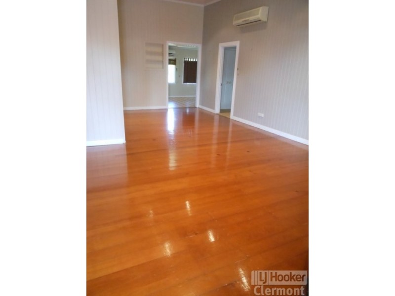 45 Sirius Street, Clermont QLD 4721