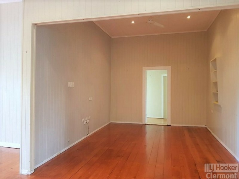 45 Sirius Street, Clermont QLD 4721