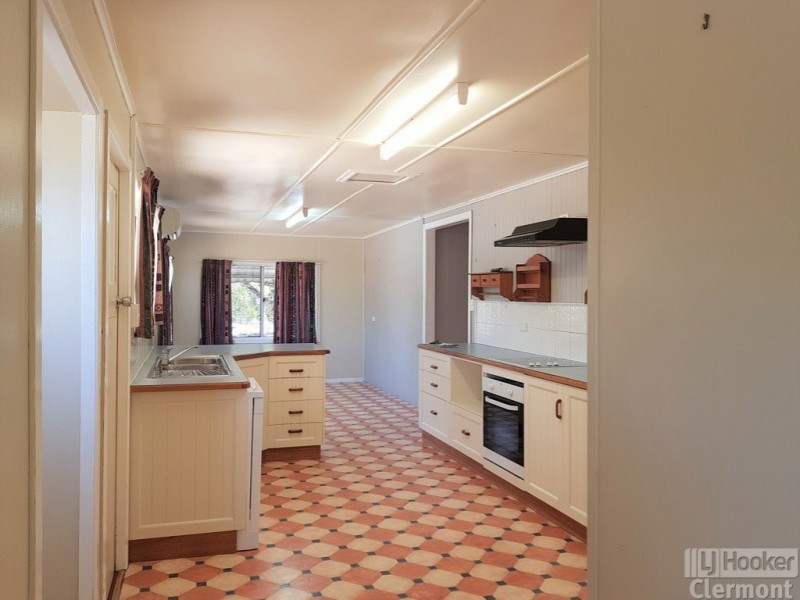 45 Sirius Street, Clermont QLD 4721