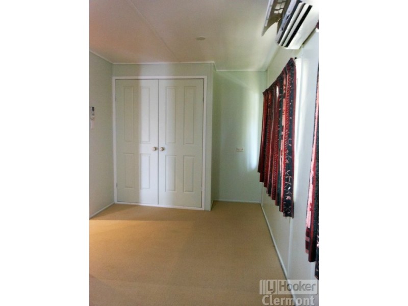 45 Sirius Street, Clermont QLD 4721