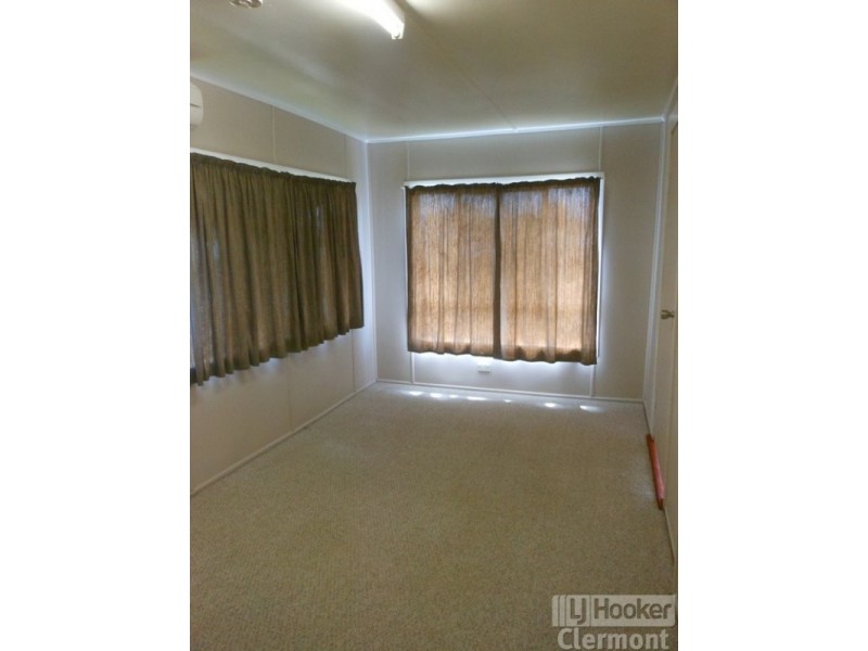 45 Sirius Street, Clermont QLD 4721