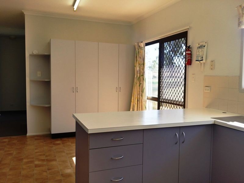 9 Athol Court, Clermont QLD 4721
