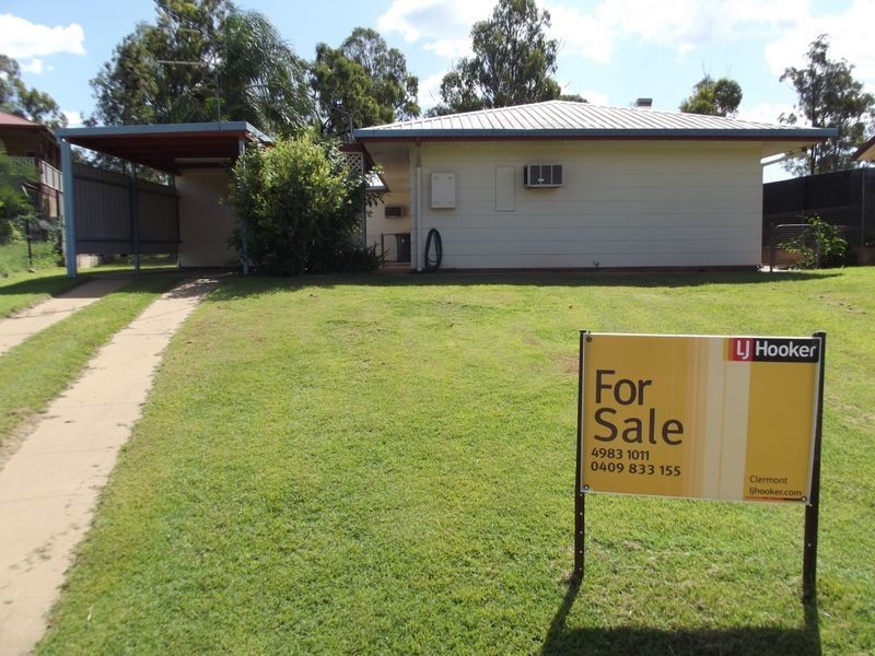 9 Athol Court, Clermont QLD 4721