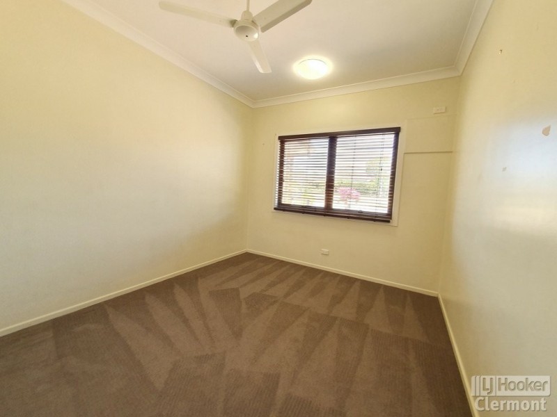 4 Blamey Street, Clermont QLD 4721