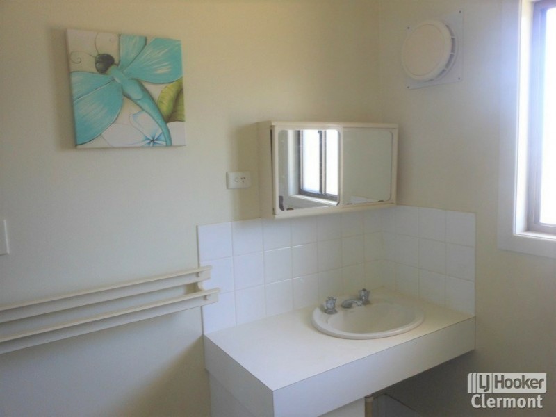 4 Blamey Street, Clermont QLD 4721