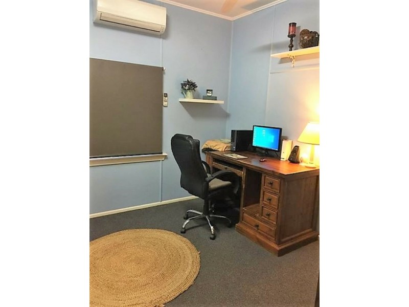 12 Box Street, Clermont QLD 4721