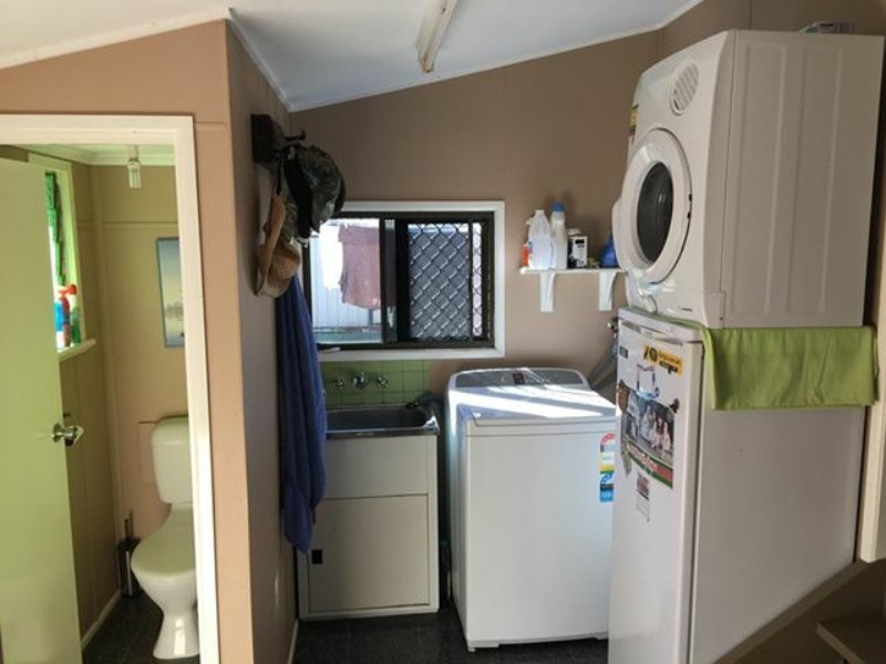 12 Box Street, Clermont QLD 4721