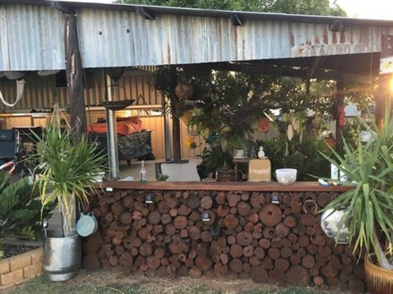 12 Box Street, Clermont QLD 4721