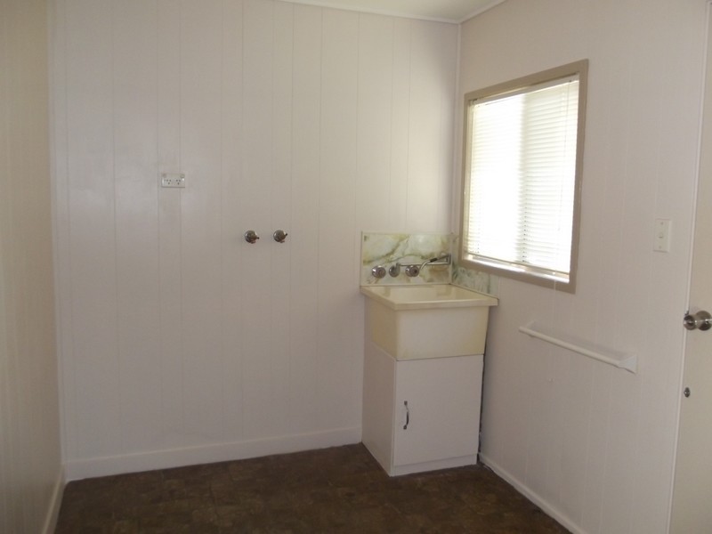 26 Kitchener Street, Clermont QLD 4721