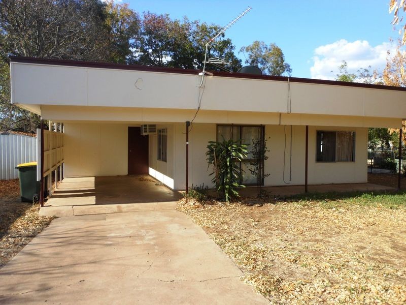 26 Kitchener Street, Clermont QLD 4721
