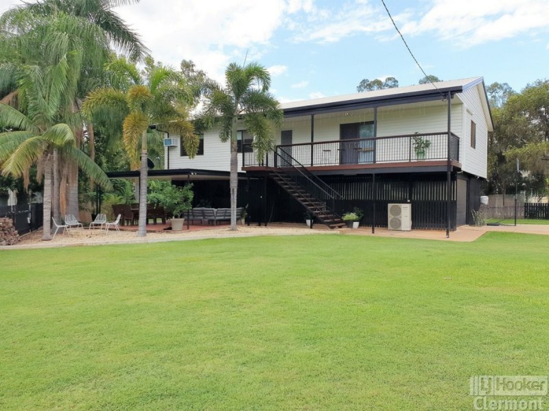 4 Davis Court, Clermont QLD 4721