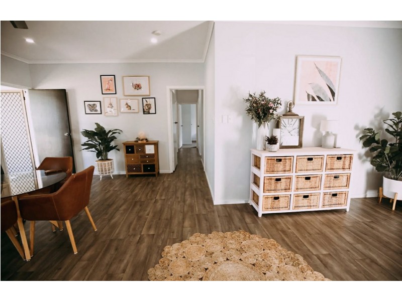 4 Davis Court, Clermont QLD 4721