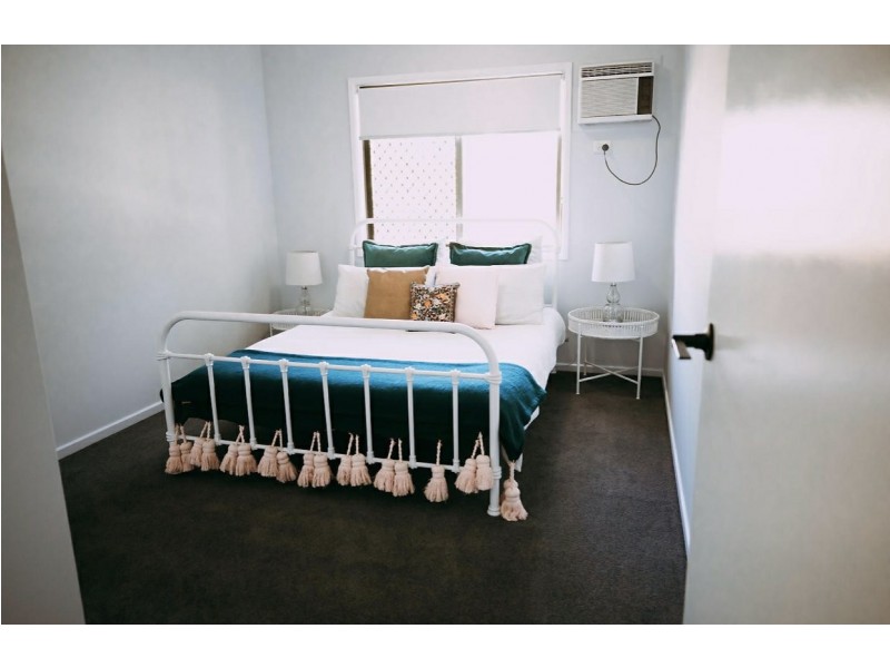 4 Davis Court, Clermont QLD 4721