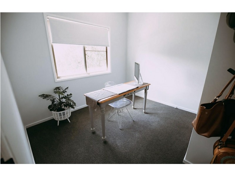 4 Davis Court, Clermont QLD 4721