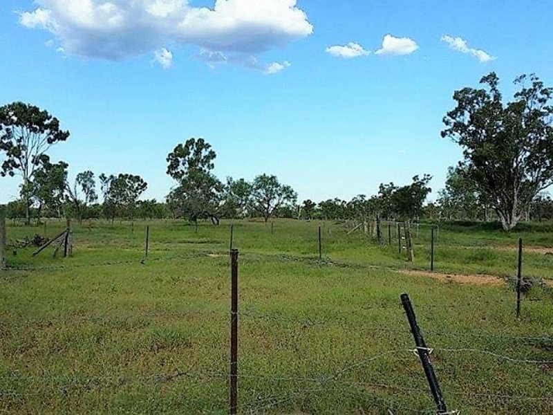 78 Old Showgrounds Road, Clermont QLD 4721