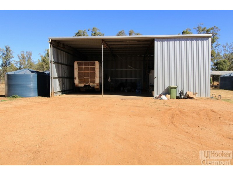 23 Matchett Lane, Clermont QLD 4721