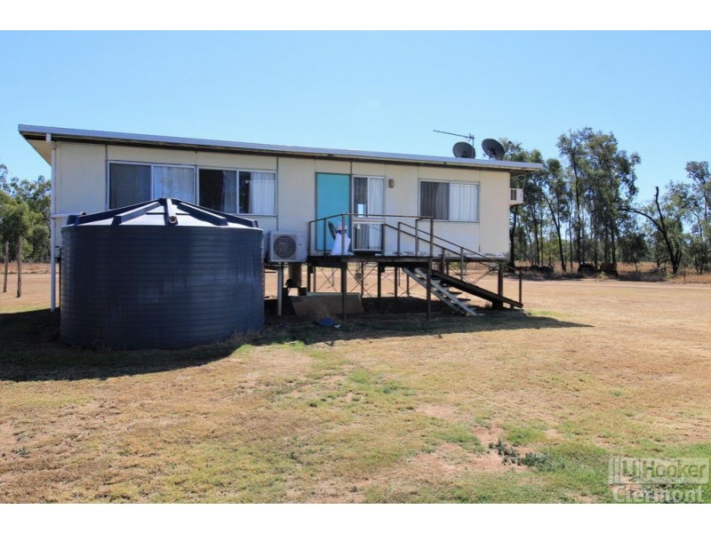 23 Matchett Lane, Clermont QLD 4721