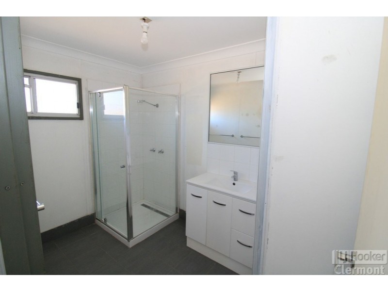 23 Matchett Lane, Clermont QLD 4721