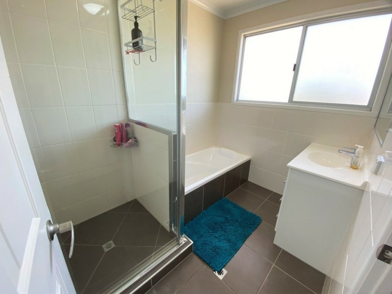 8 Palmer Court, Clermont QLD 4721