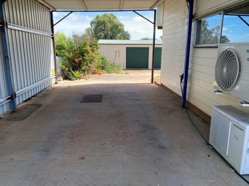 8 Palmer Court, Clermont QLD 4721