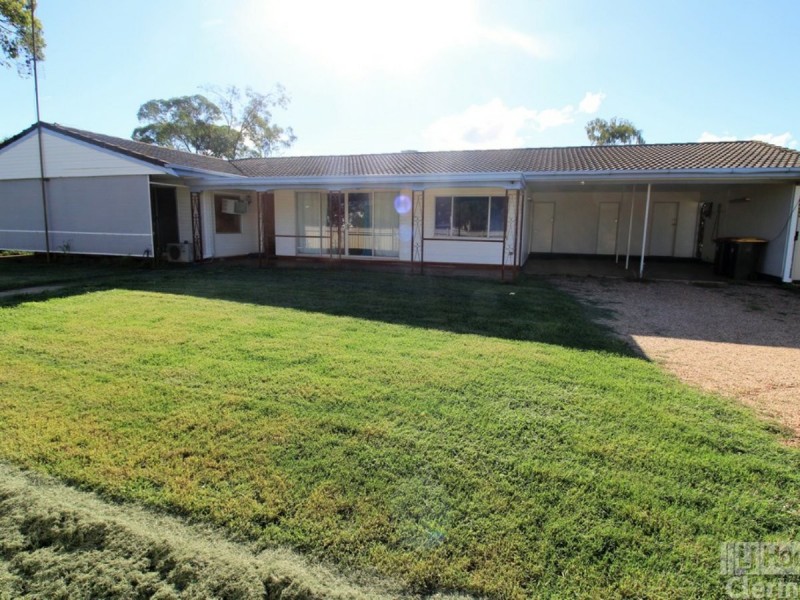 12 Karmoo Street, Clermont QLD 4721