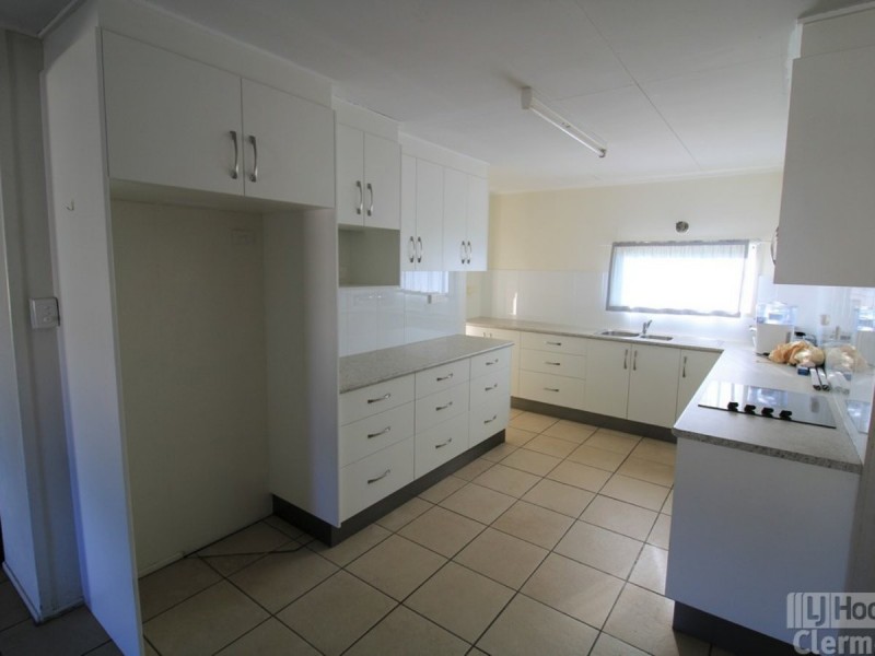 12 Karmoo Street, Clermont QLD 4721