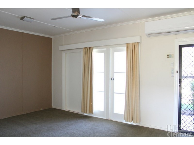 36 French Street, Clermont QLD 4721