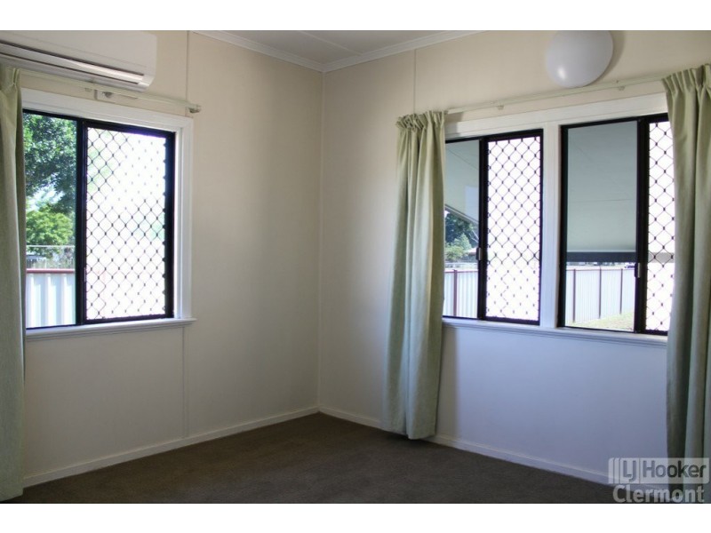 36 French Street, Clermont QLD 4721