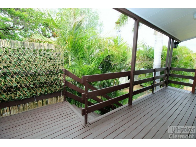 4 East Street, Clermont QLD 4721