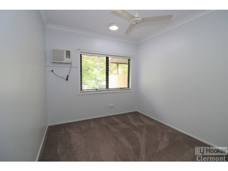 4 East Street, Clermont QLD 4721