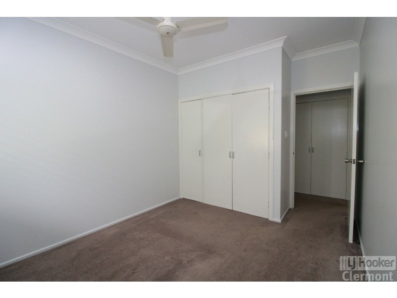 4 East Street, Clermont QLD 4721