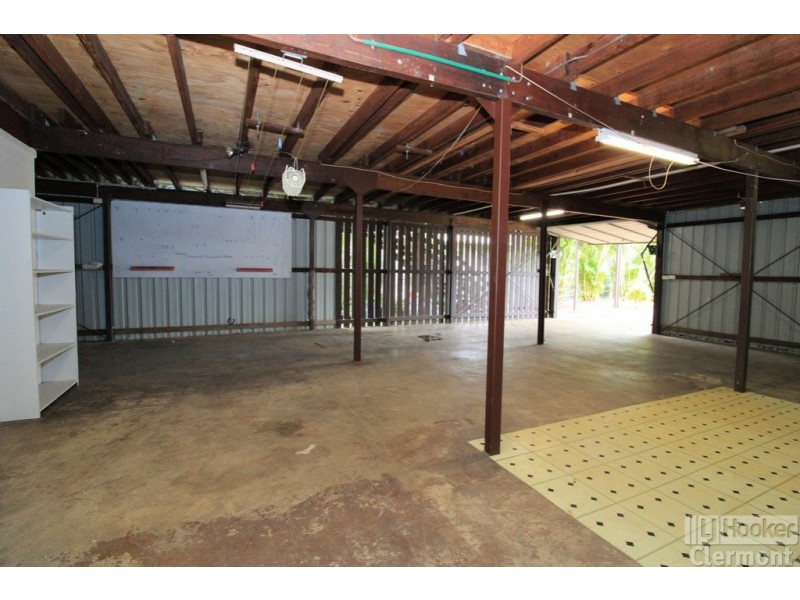 4 East Street, Clermont QLD 4721