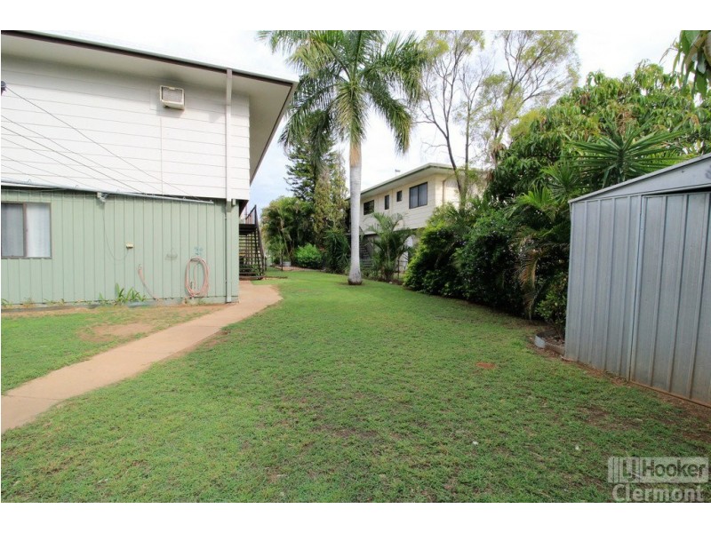 4 East Street, Clermont QLD 4721