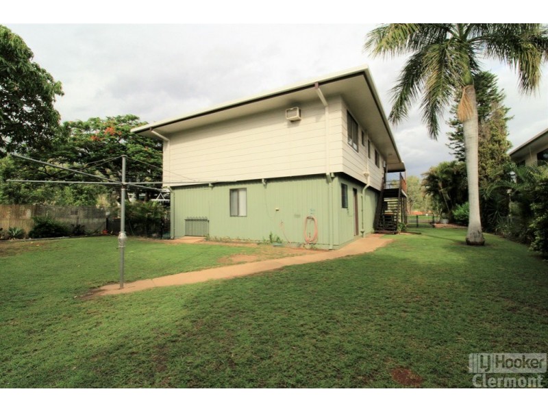 4 East Street, Clermont QLD 4721