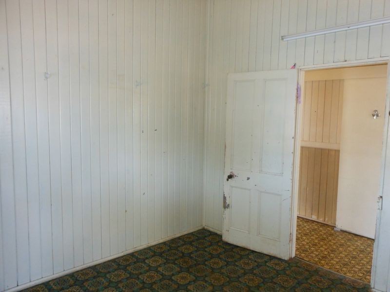 31 Kitchener Street, Clermont QLD 4721