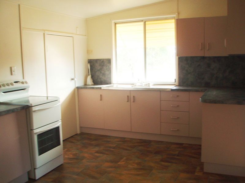 16 Nugget Lane (Connection Road), Clermont QLD 4721