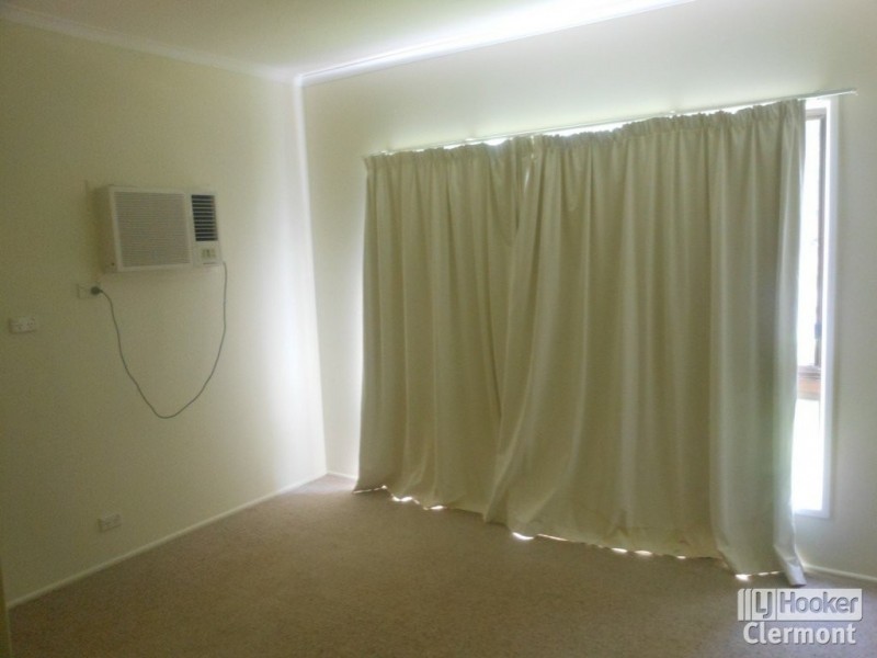 13 Athol Court, Clermont QLD 4721