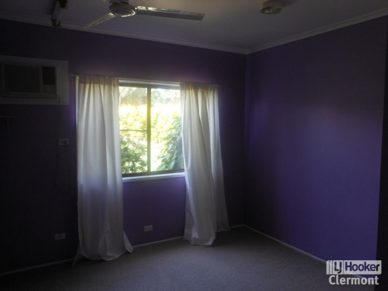 13 Athol Court, Clermont QLD 4721